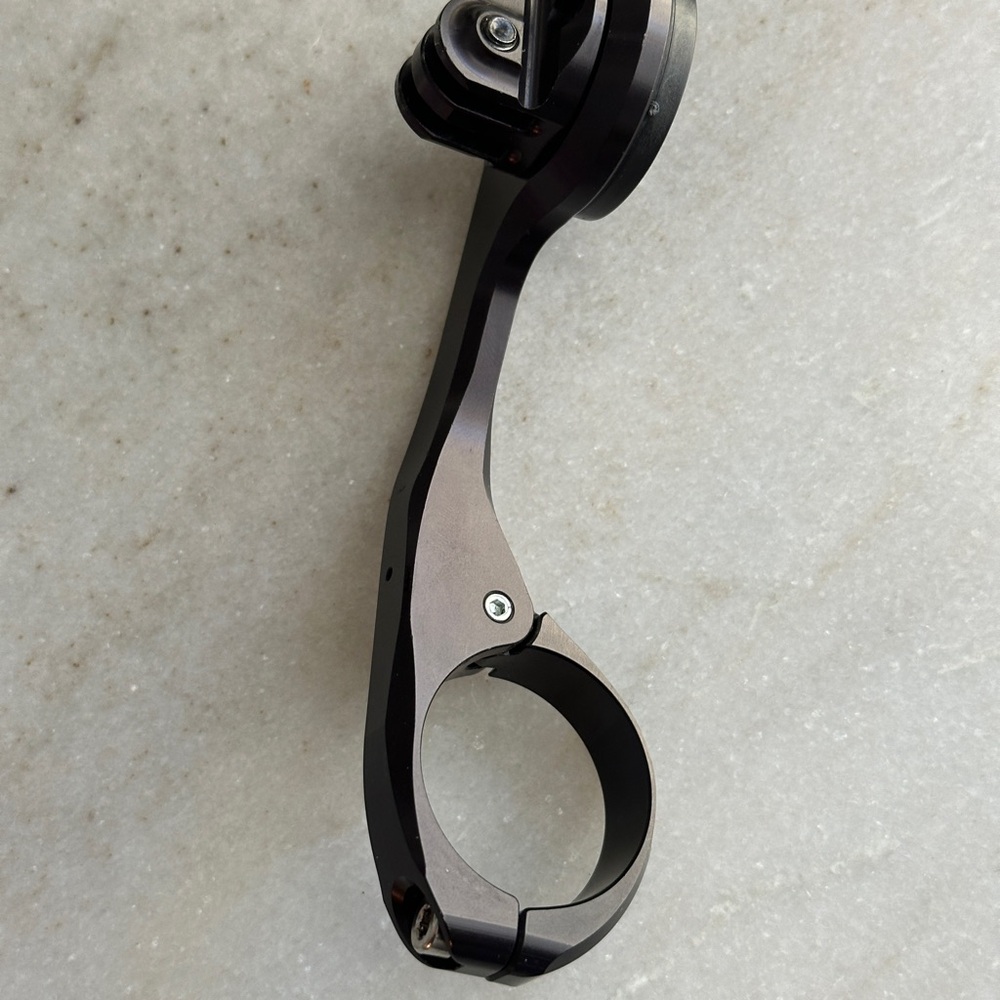 Black Garmin Bicycle Mount